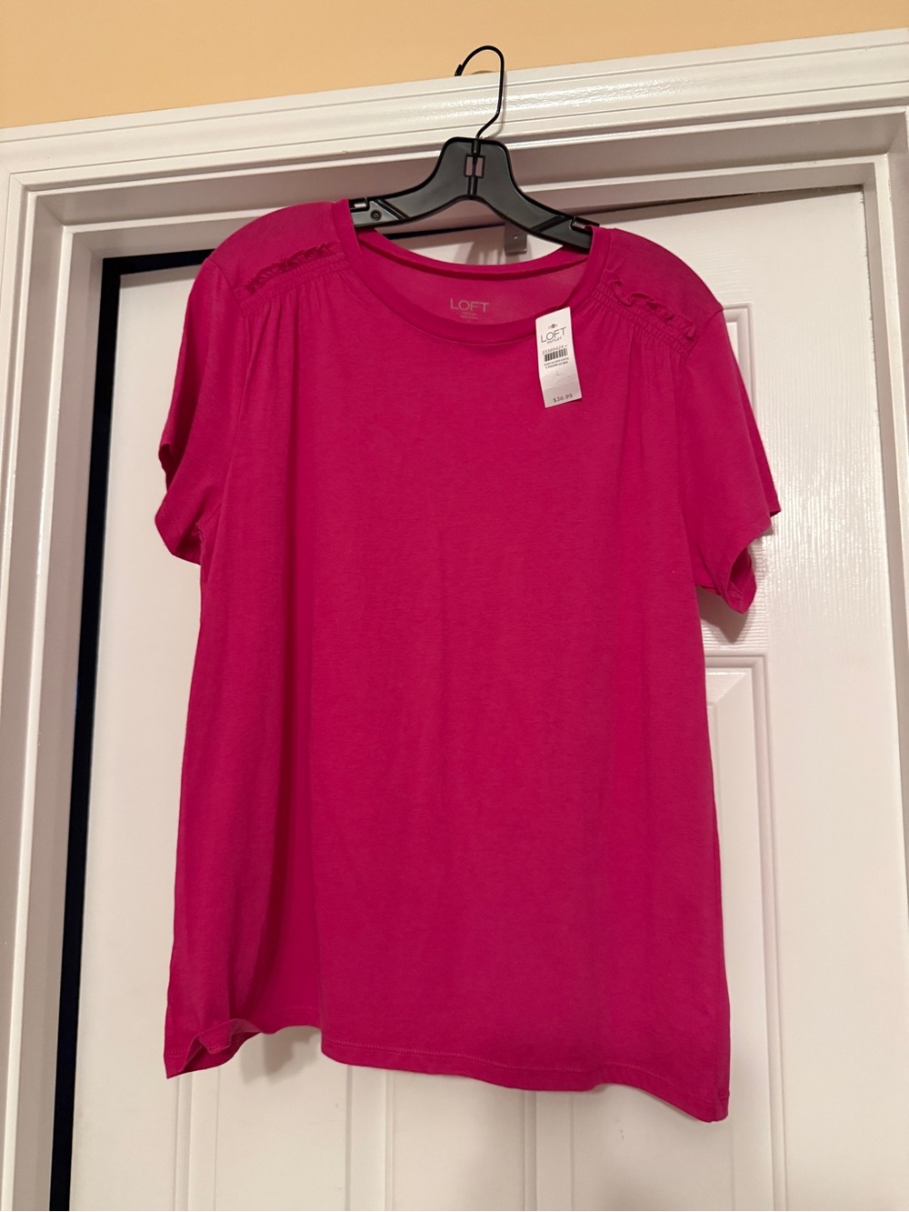 LOFT Short Sleeve Crew Neck Top in Fuchsia Pink